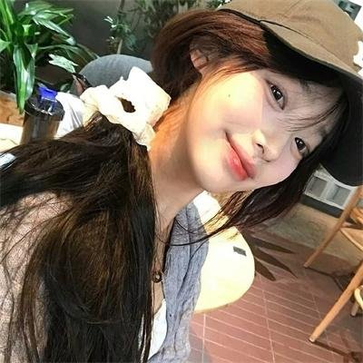 亲吻的人们